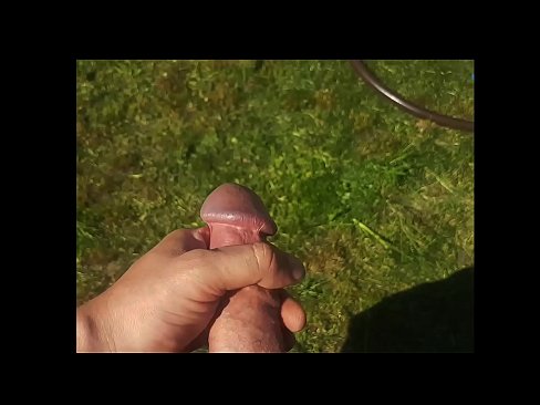 ❤️ Hot hottie får sin lyserøde fisse kneppet og kommer med en sprøjte i en sommerhave ️ Porn video at da.xxxlfv.top